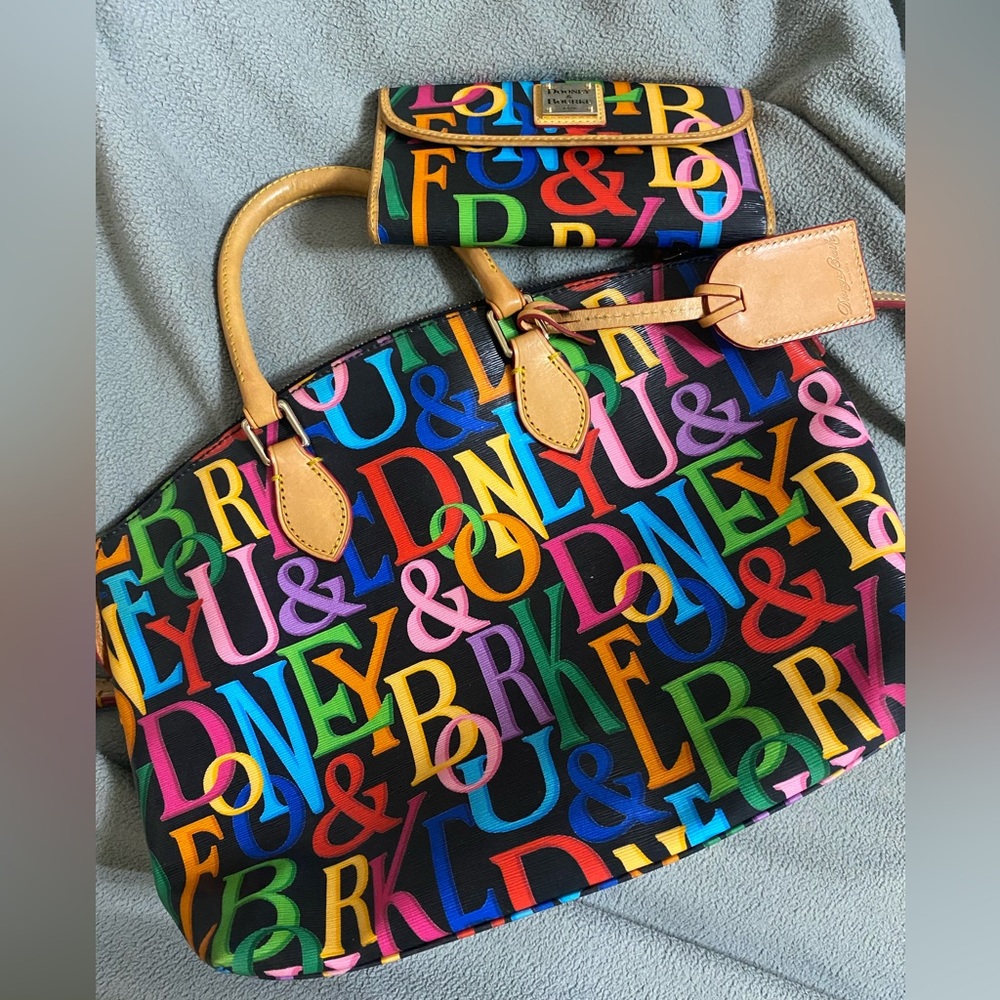 Dooney & Bourke